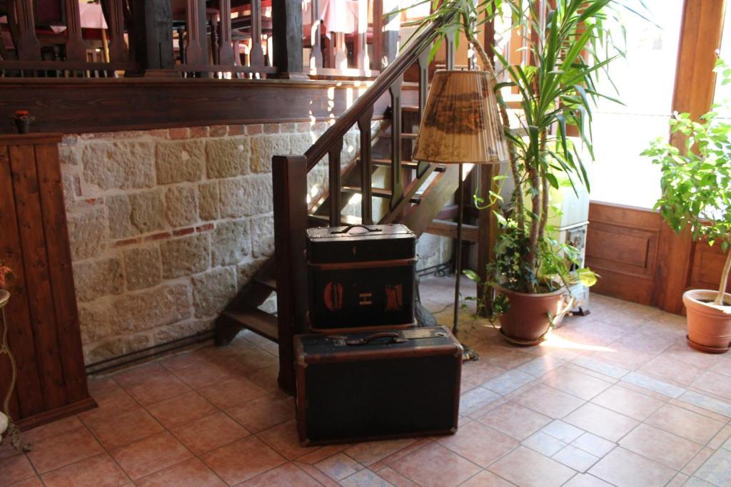 Hotel Garni Am Dippeplatz เควดลินบวร์ก ภายนอก รูปภาพ